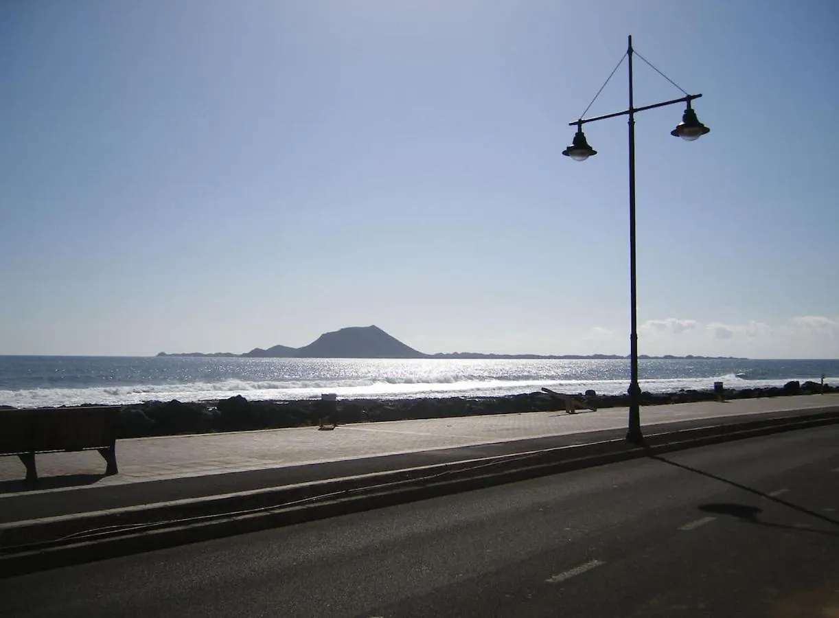 Apartament My Ocean Home !!! Breathtaking Location, Steps To The Ocean, Spacious Sea View, Fully Equipped And Well-Furnished With Private Entrance And High-Speed Fiber Optic Internet Corralejo Hiszpania