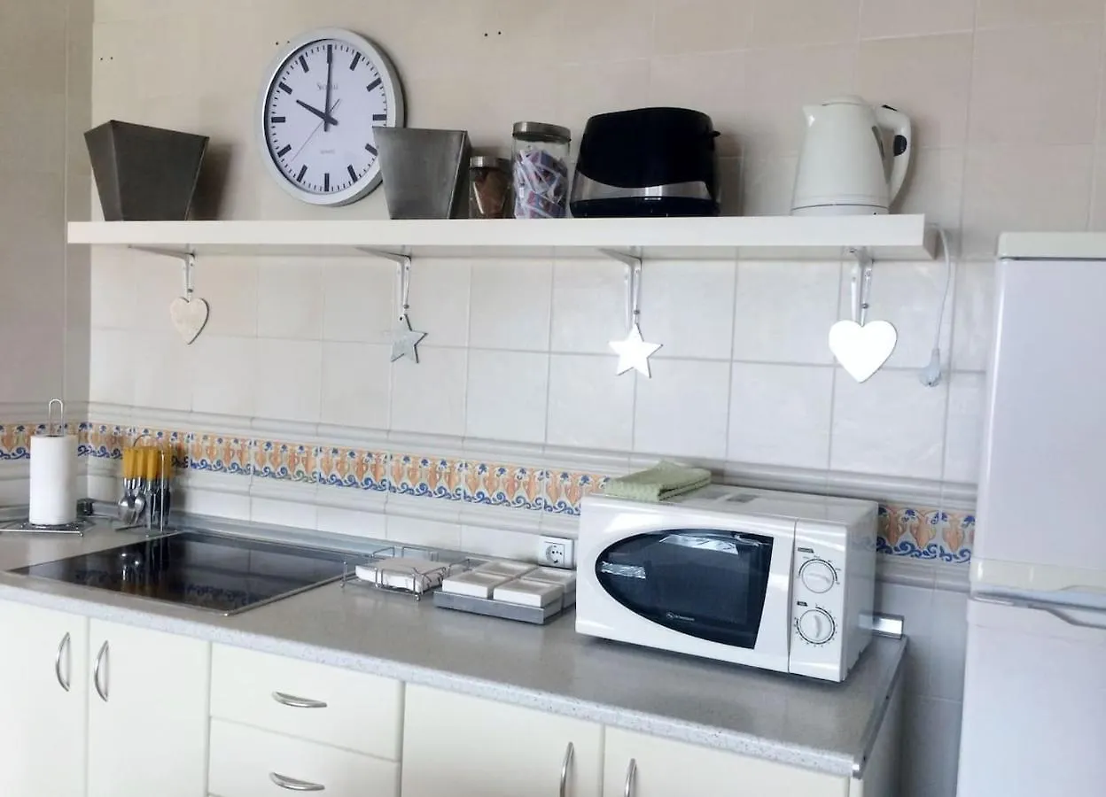 My Ocean Home !!! Breathtaking Location, Steps To The Ocean, Spacious Sea View, Fully Equipped And Well-Furnished With Private Entrance And High-Speed Fiber Optic Internet Corralejo Apartament