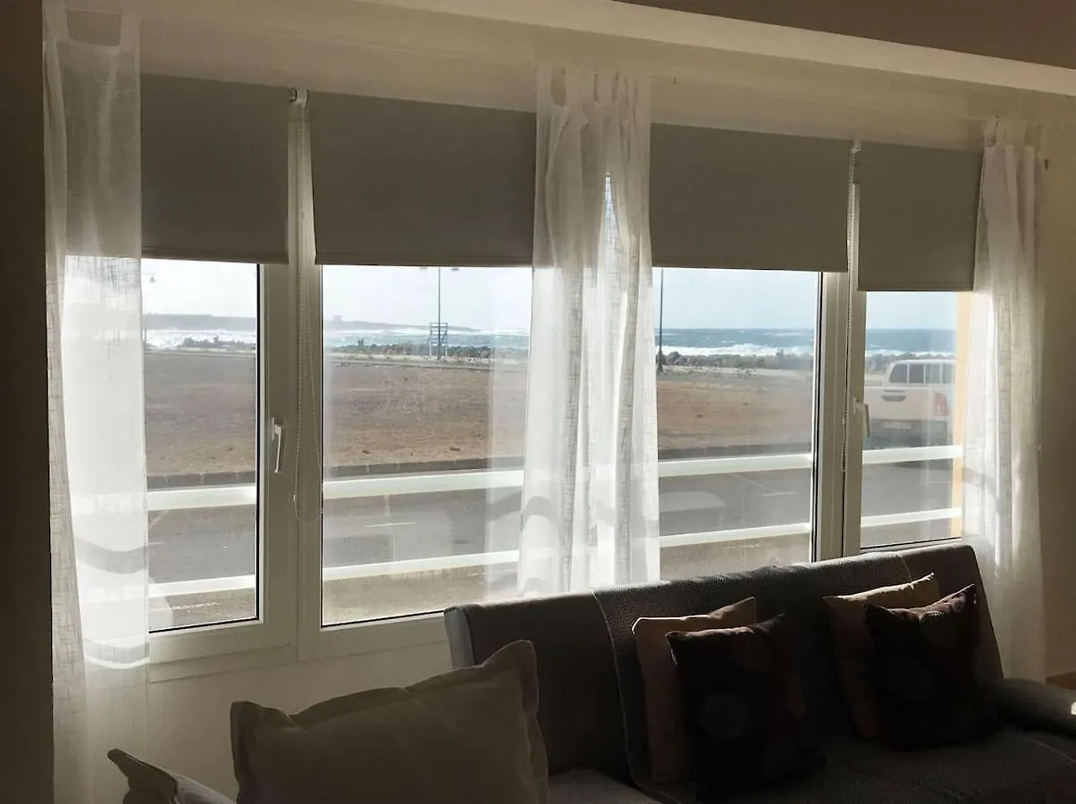 Apartament My Ocean Home !!! Breathtaking Location, Steps To The Ocean, Spacious Sea View, Fully Equipped And Well-Furnished With Private Entrance And High-Speed Fiber Optic Internet Corralejo