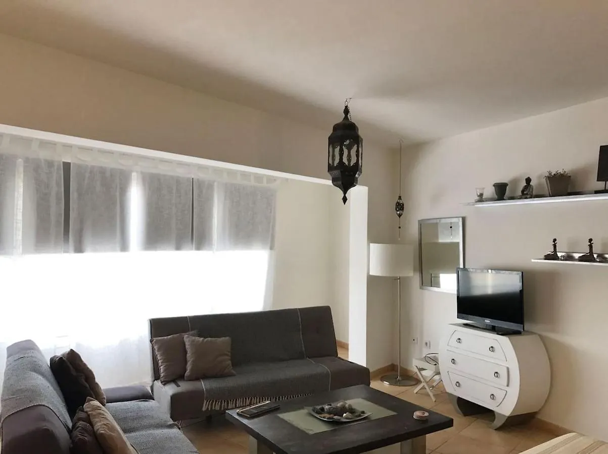Apartament My Ocean Home !!! Breathtaking Location, Steps To The Ocean, Spacious Sea View, Fully Equipped And Well-Furnished With Private Entrance And High-Speed Fiber Optic Internet Corralejo